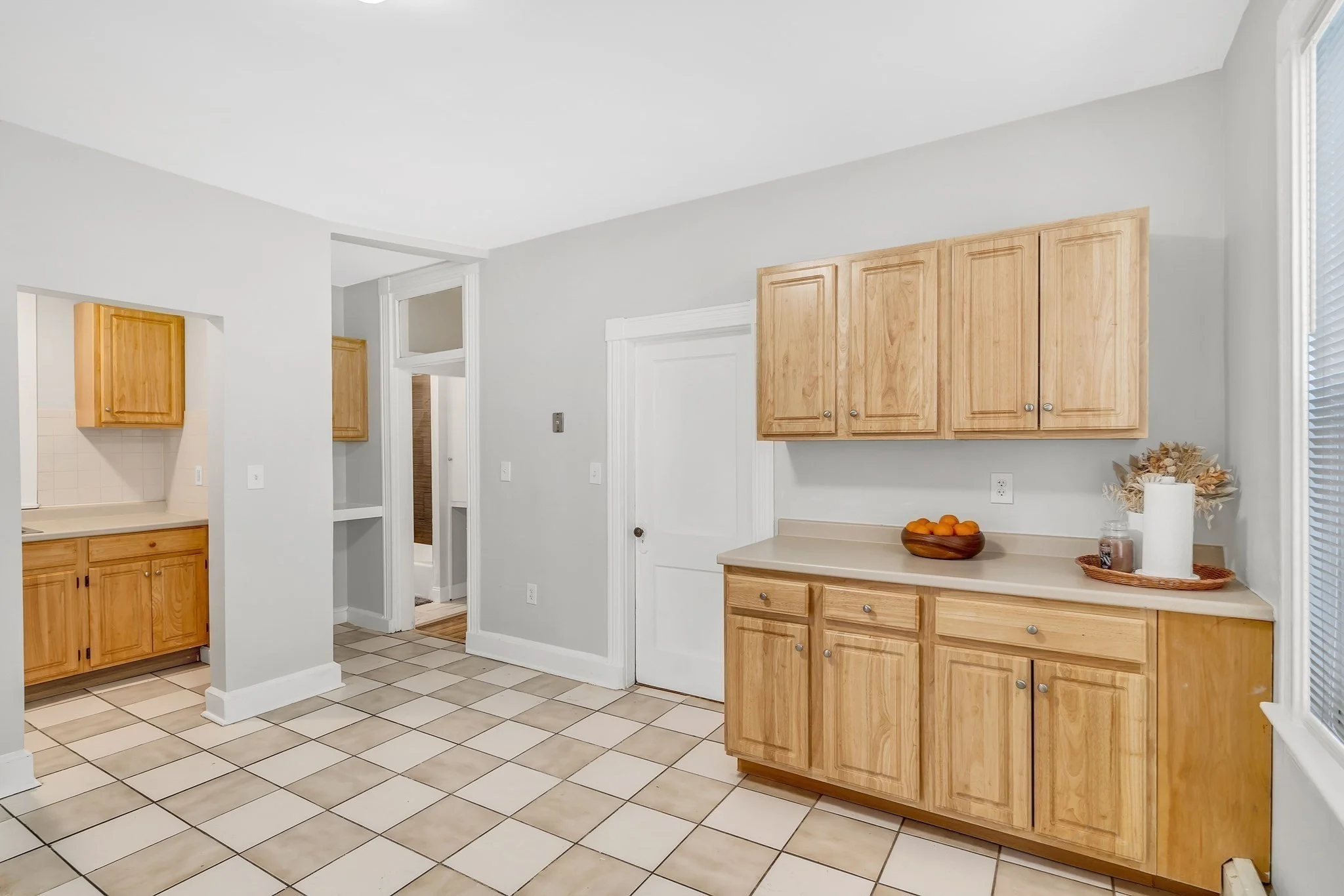3 bed, 1 bath apartment for rent at 109 Harrishof St Unit 1, Roxbury