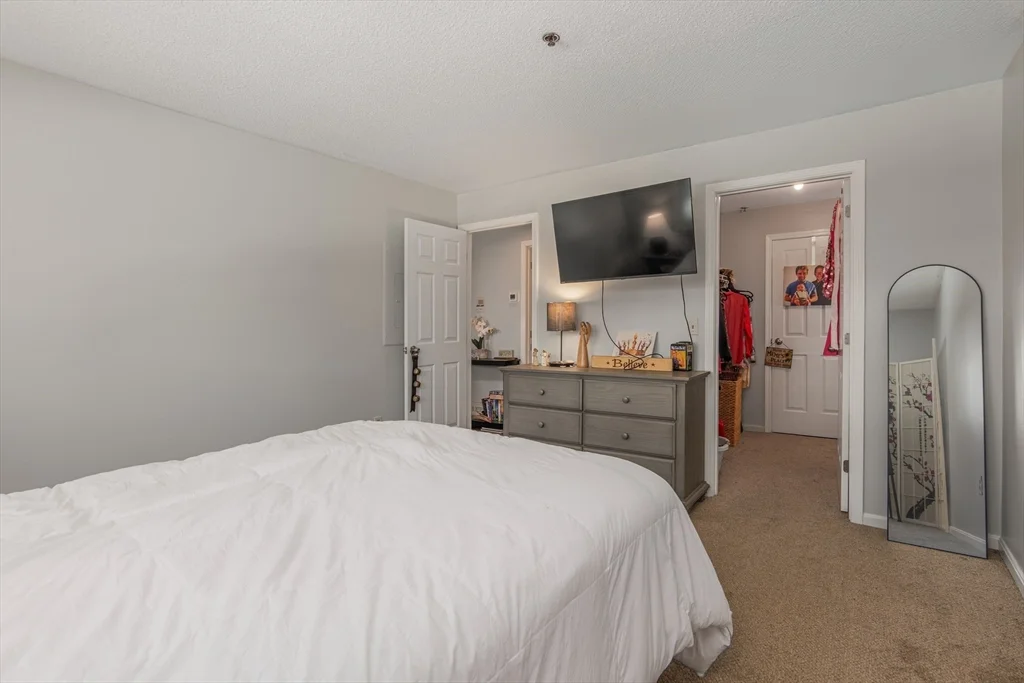 1 bed, 1 bath apartment for rent at 109 Hunters Run Pl Unit 109, Haverhill — photo 11 of 14