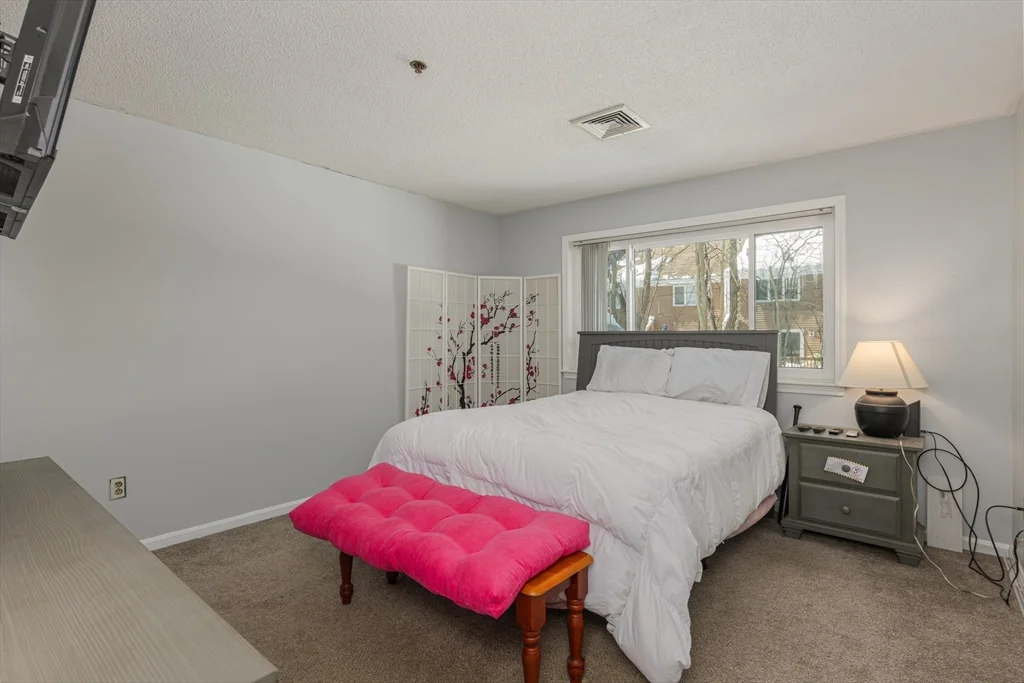 1 bed, 1 bath apartment for rent at 109 Hunters Run Pl Unit 109, Haverhill — photo 12 of 14