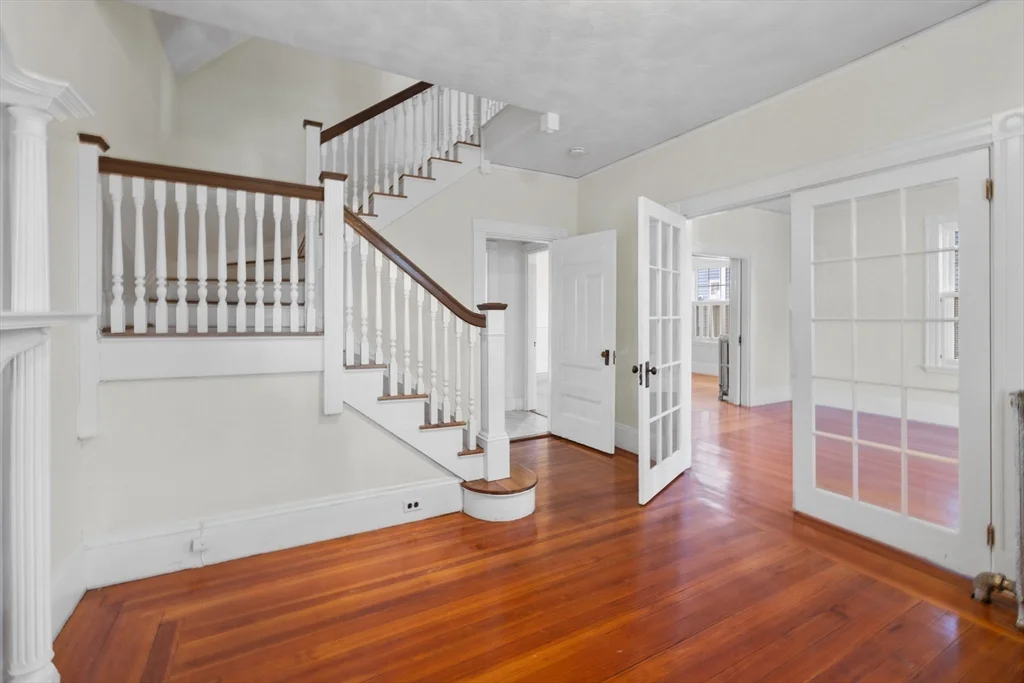 4 bed, 1.5 bath apartment for rent at 109 Lakeview Ave Unit 109, West Cambridge — photo 3 of 21