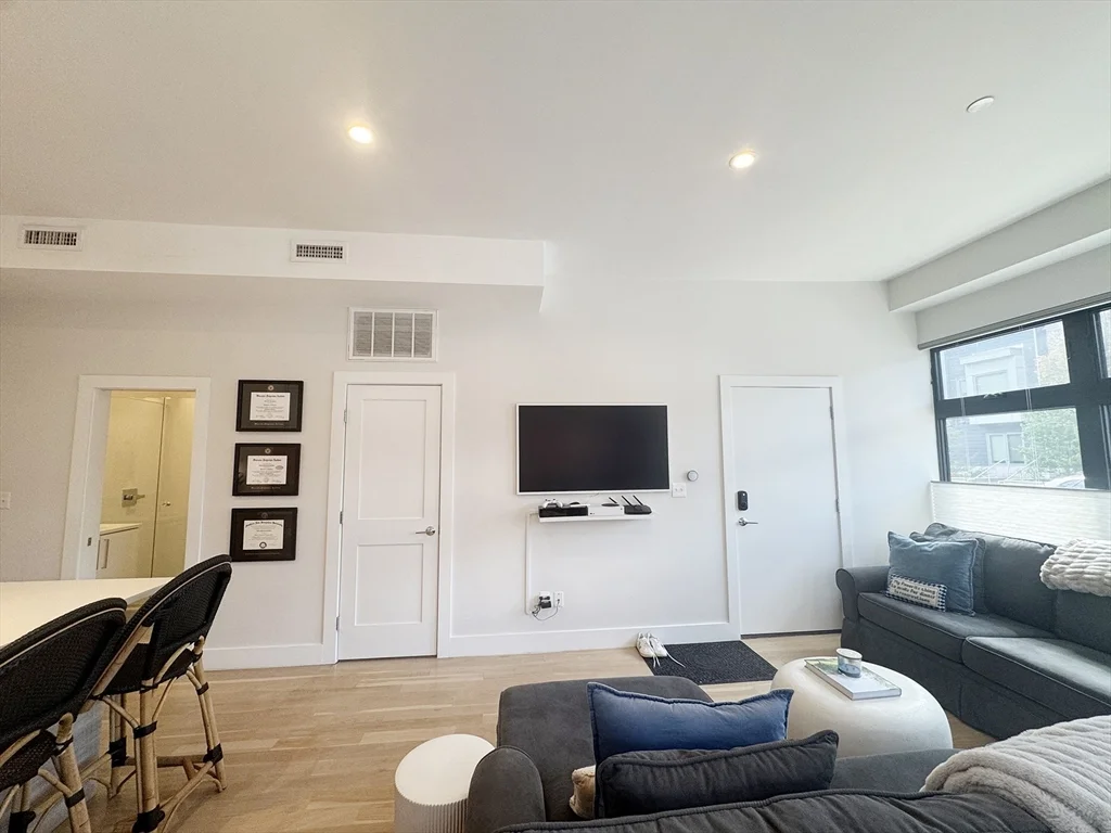 2 bed, 2 bath apartment for rent at 109 Liverpool St Unit 1, East Boston — photo 5 of 20