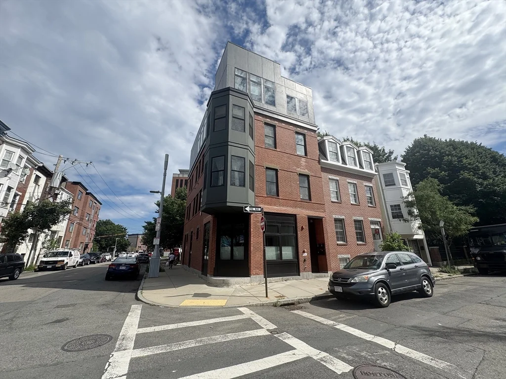2 bed, 2 bath apartment for rent at 109 Liverpool St Unit 1, East Boston — photo 16 of 20