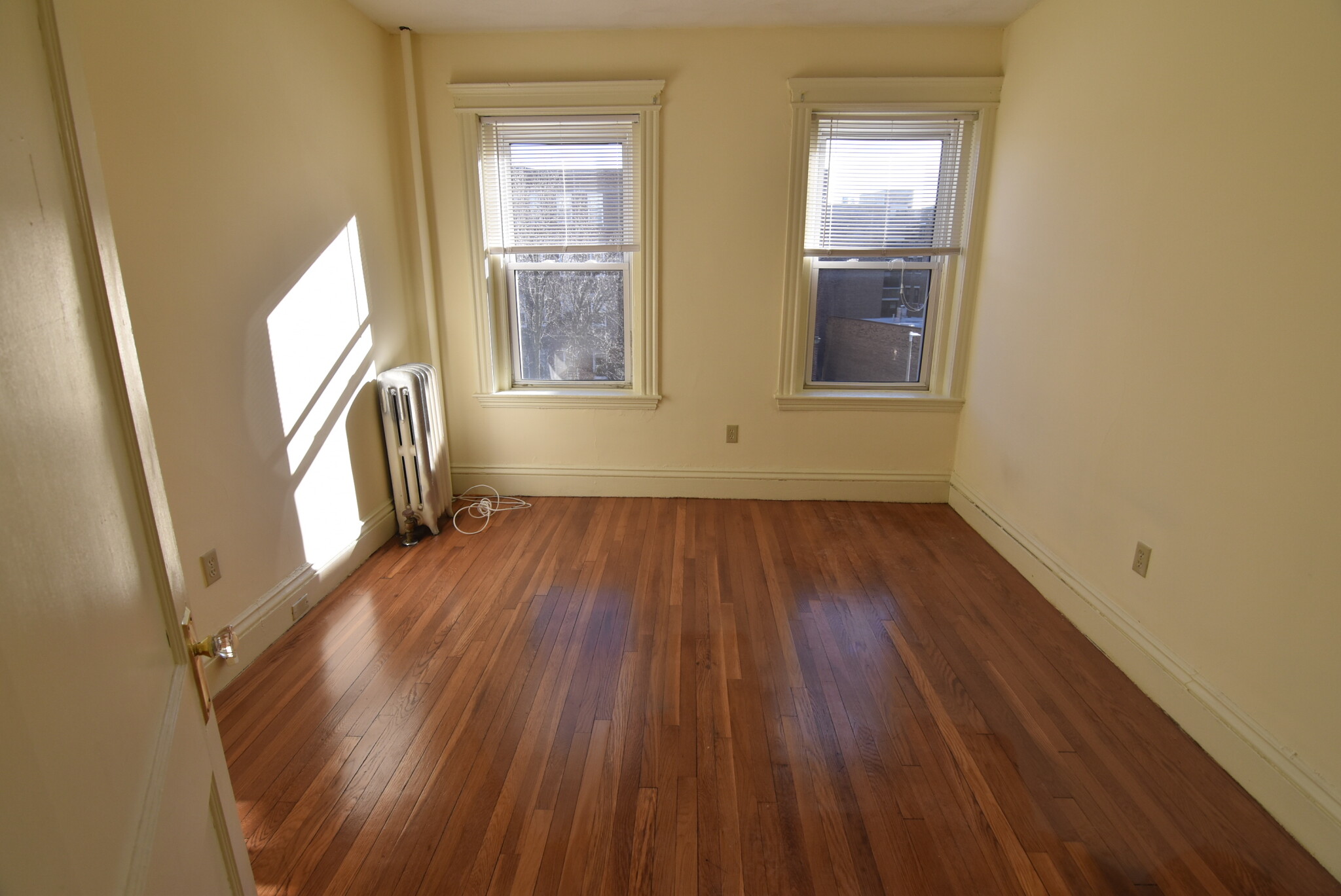 1 bed, 1 bath apartment for rent at 109 Queensberry St Unit 9, Fenway — photo 1 of 10