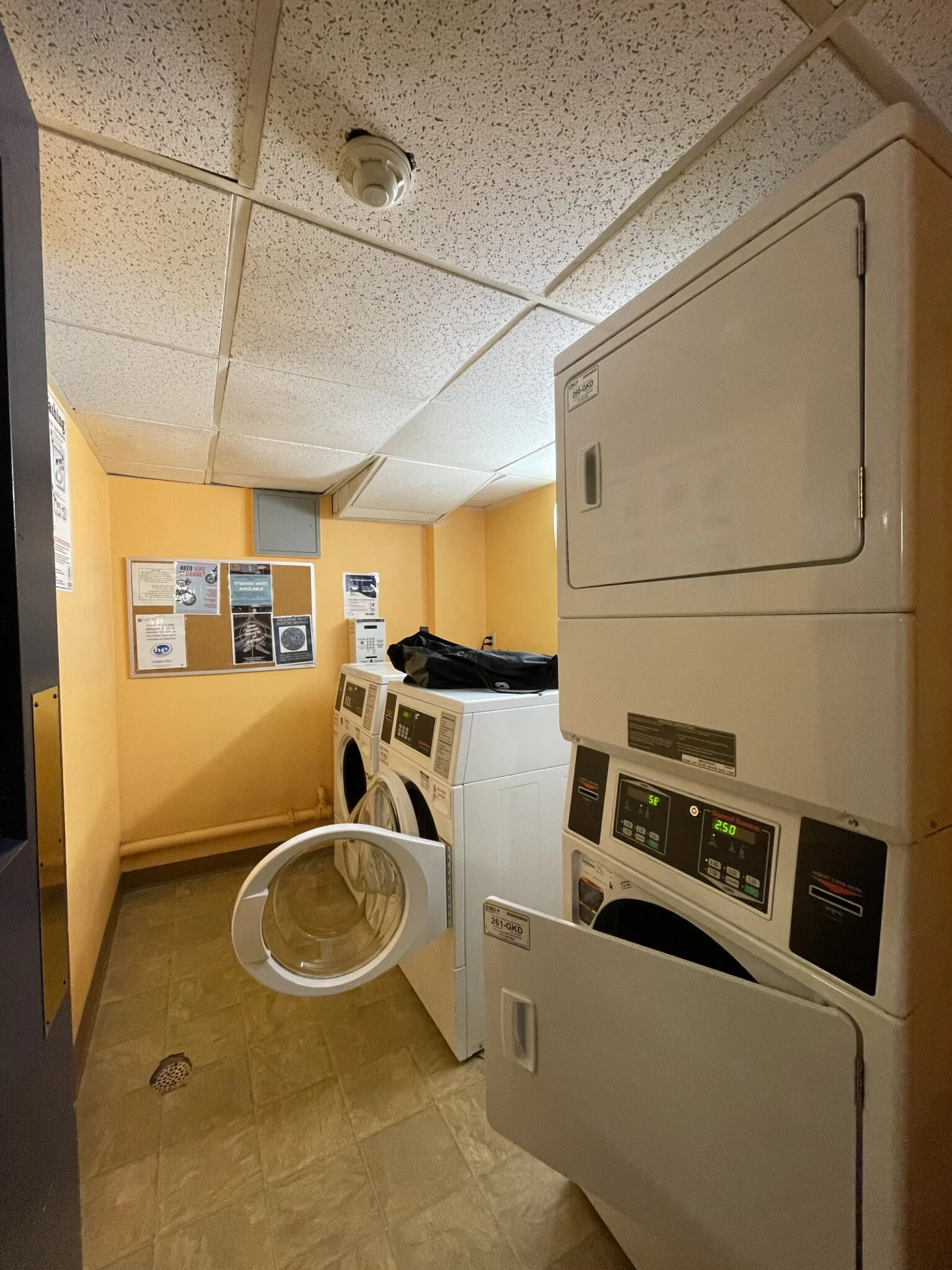 1 bed, 1 bath apartment for rent at 109 Queensberry St Unit C, Fenway — photo 2 of 4