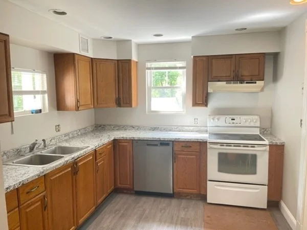 2 bed, 1 bath apartment for rent at 109 River St Unit 1, Braintree — photo 7 of 26