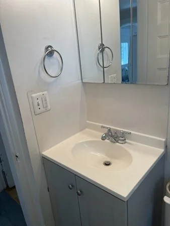 2 bed, 1 bath apartment for rent at 109 River St Unit 1, Braintree — photo 8 of 26