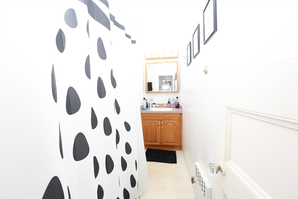 2 bed apartment for rent at 109 River St Unit 2, Braintree — photo 9 of 16