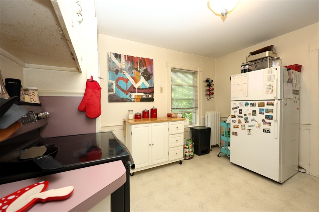 2 bed apartment for rent at 109 River St Unit 2, Braintree — photo 3 of 16