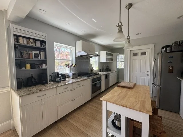 2 bed, 1 bath apartment for rent at 109 Rockview St Unit 2, Jamaica Plain — photo 6 of 15