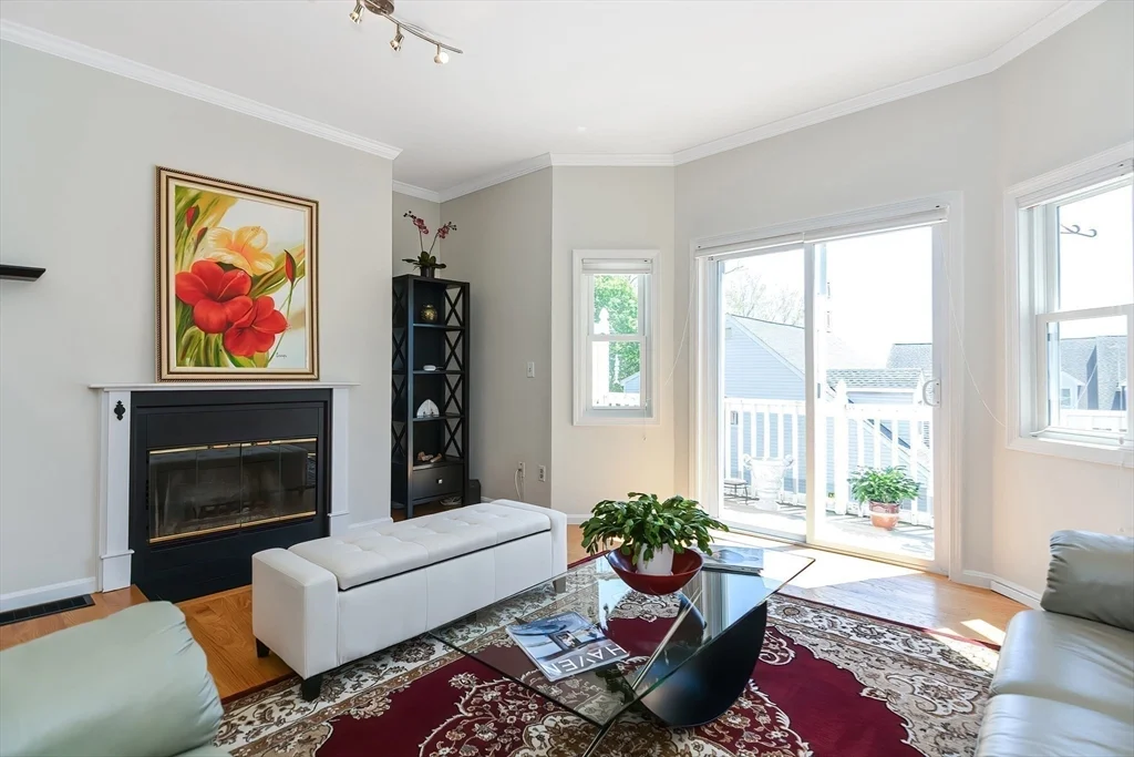 3 bed, 2 bath apartment for rent at 109 Salem St Unit 205, Revere — photo 5 of 33
