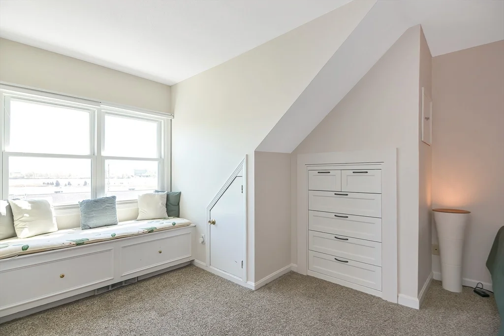 3 bed, 2 bath apartment for rent at 109 Salem St Unit 205, Revere — photo 11 of 33