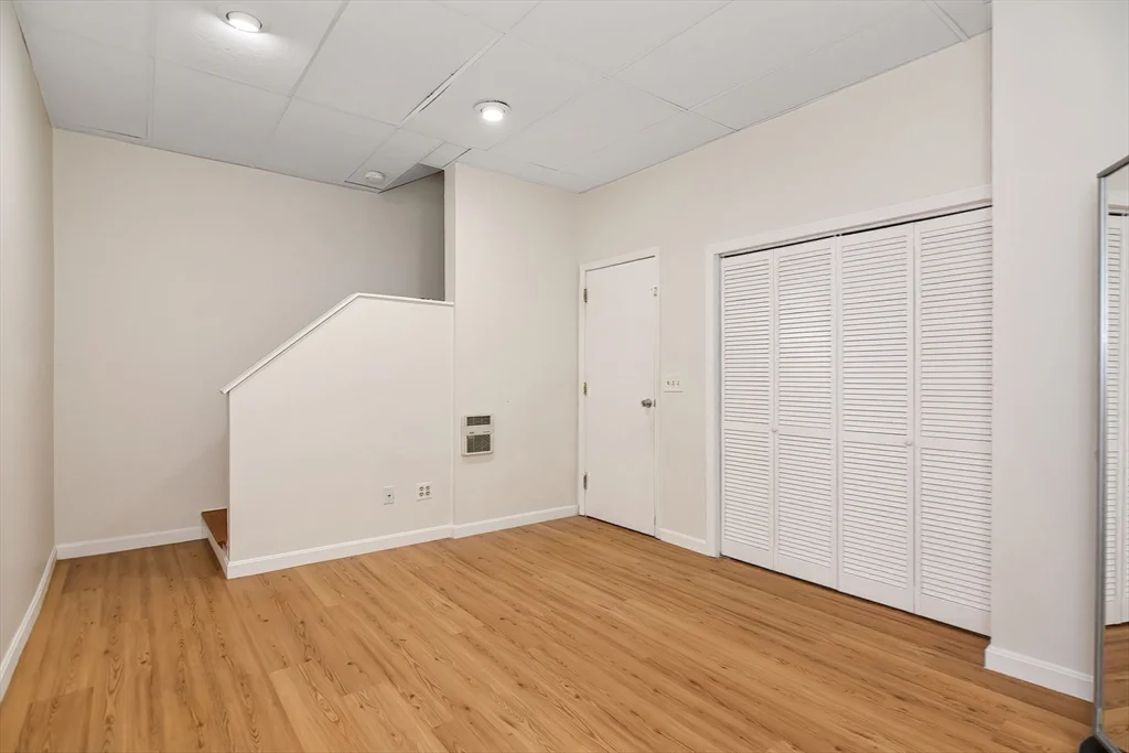 3 bed, 2 bath apartment for rent at 109 Salem St Unit 205, Revere — photo 29 of 33