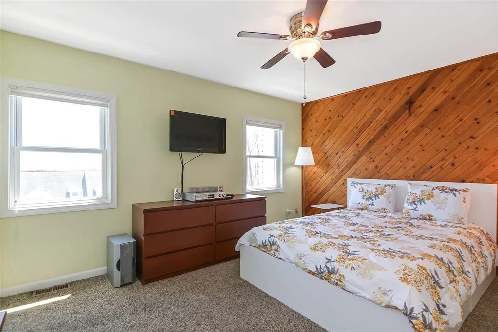 3 bed, 2 bath apartment for rent at 109 Salem St Unit 205, Revere — photo 20 of 33