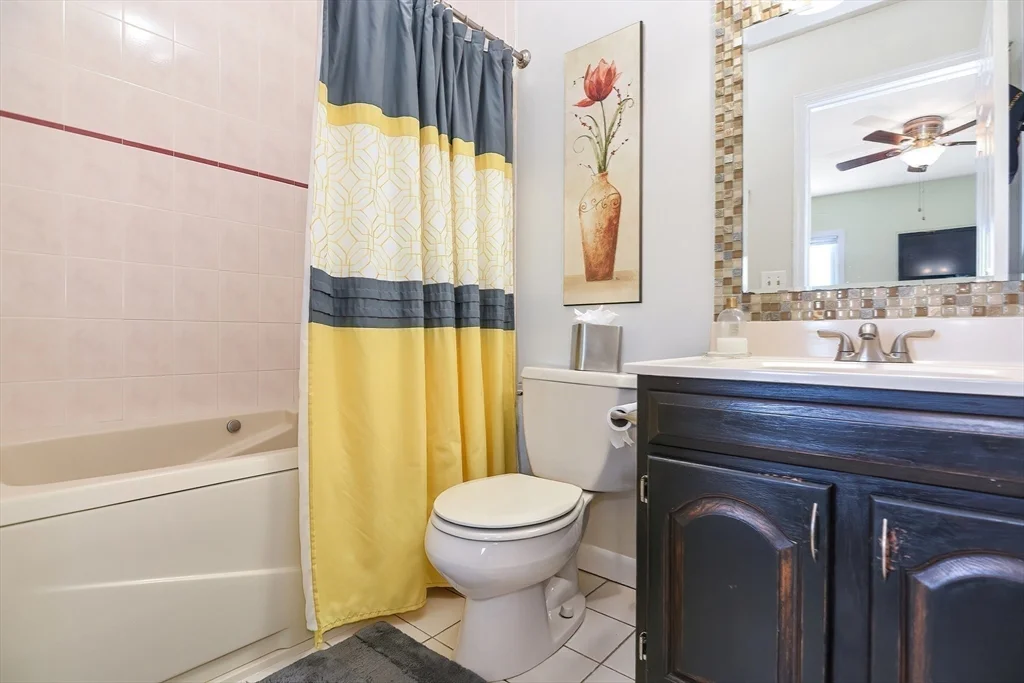 3 bed, 2 bath apartment for rent at 109 Salem St Unit 205, Revere — photo 22 of 33