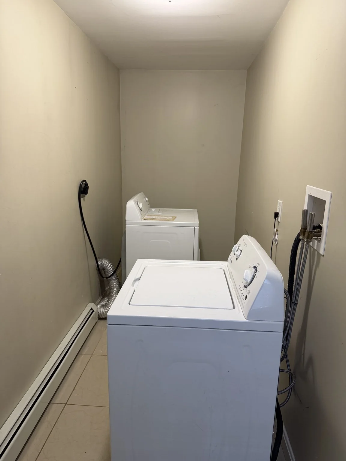 2 bed, 1 bath apartment for rent at 109 South Pleasant St Unit 1, Bradford — photo 4 of 10