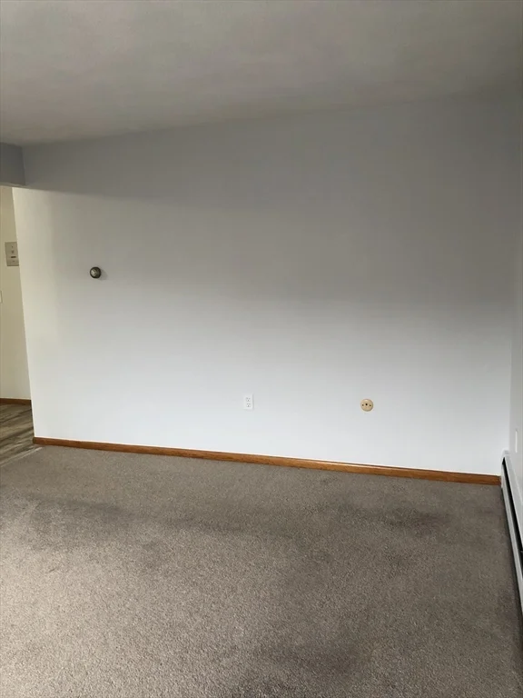 1 bed, 1 bath apartment for rent at 109 Trapelo Unit 3, Waltham — photo 4 of 17