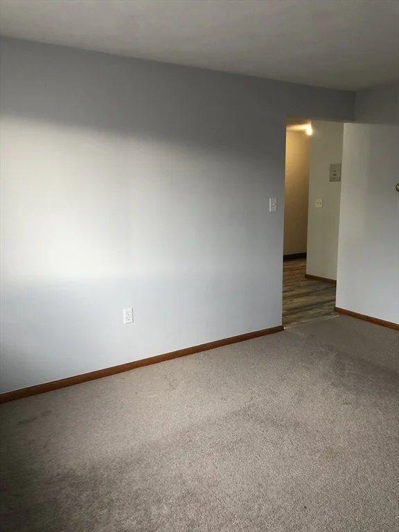 1 bed, 1 bath apartment for rent at 109 Trapelo Unit 3, Waltham — photo 3 of 17