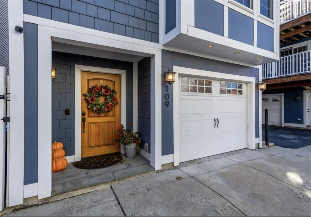 3 bed, 3 bath apartment for rent at 109 Tudor St, South Boston — photo 2 of 14