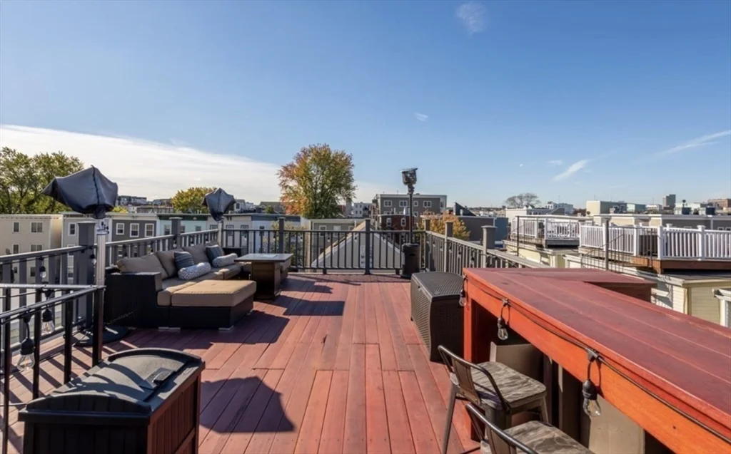 3 bed, 3 bath apartment for rent at 109 Tudor St, South Boston — photo 5 of 14