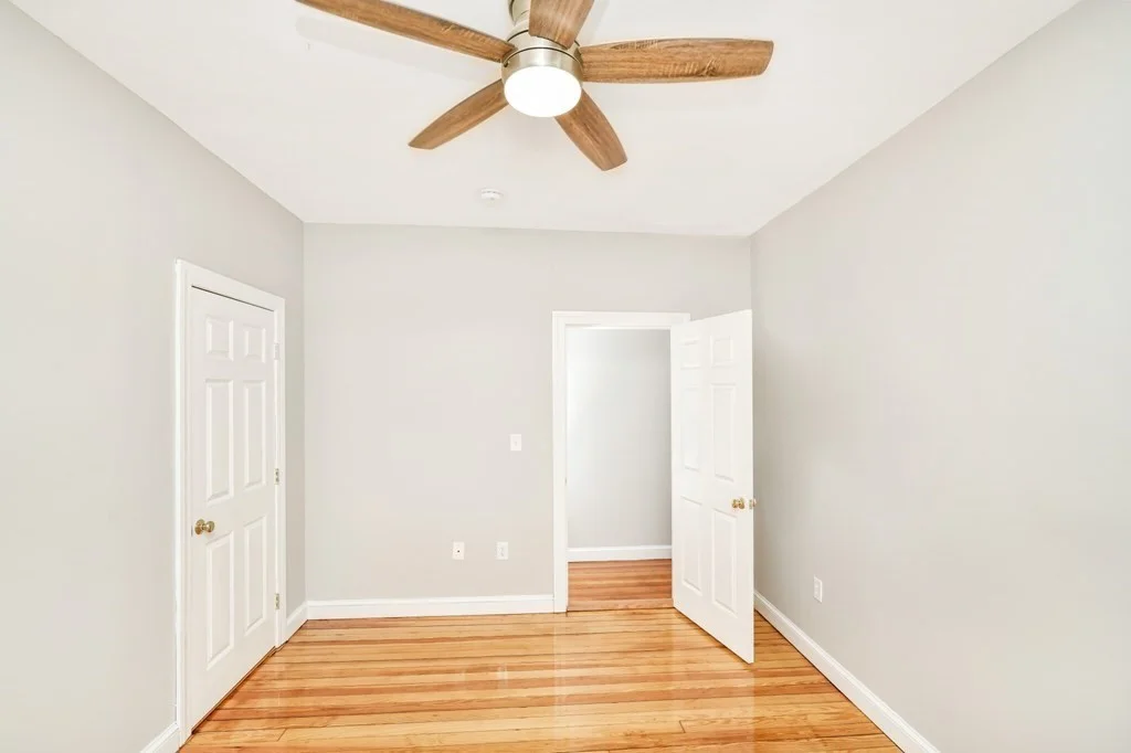 3 bed, 1 bath apartment for rent at 109 Walnut St Unit 3, Winter Hill — photo 15 of 22