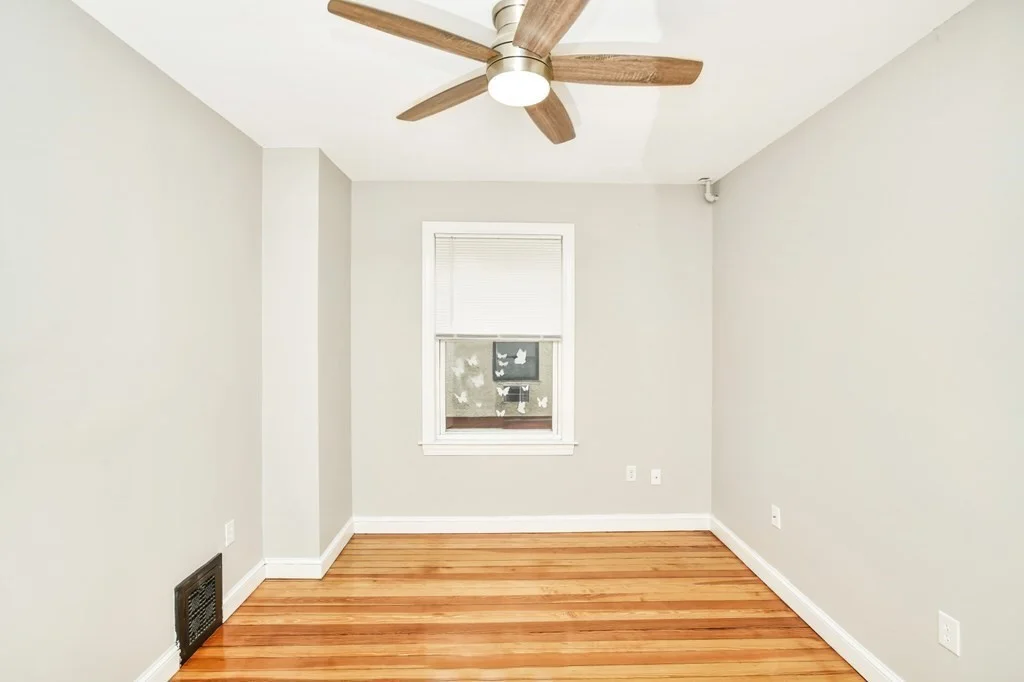 3 bed, 1 bath apartment for rent at 109 Walnut St Unit 3, Winter Hill — photo 14 of 22