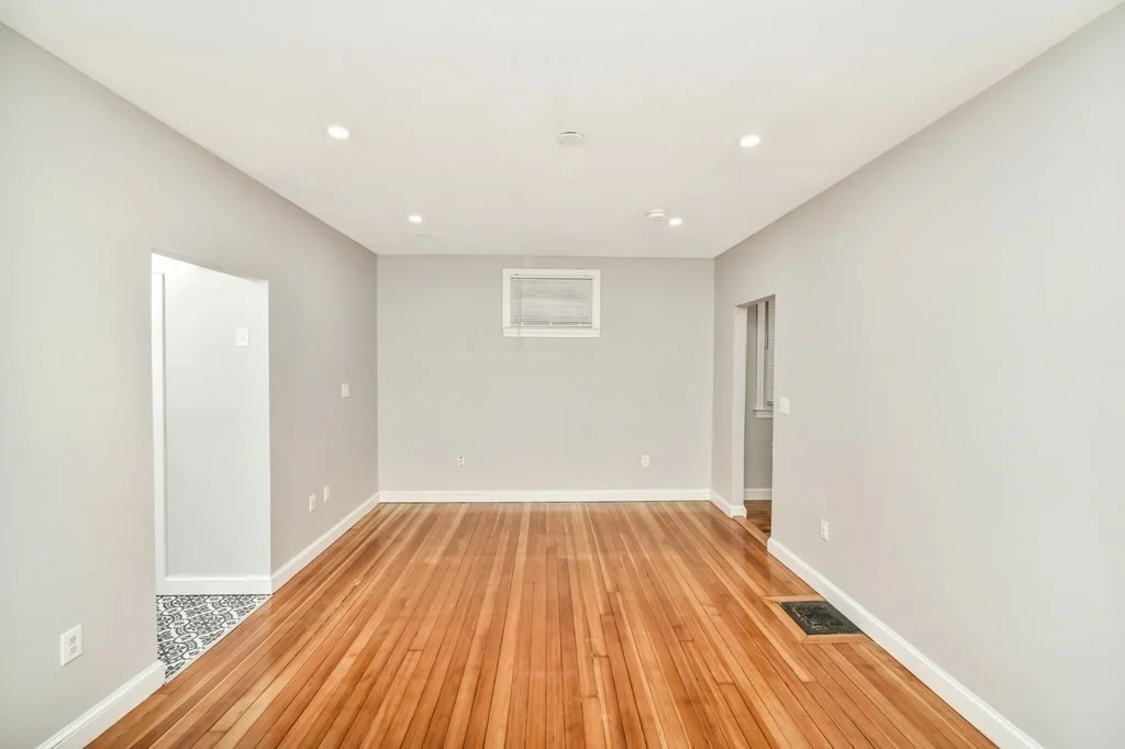 3 bed, 1 bath apartment for rent at 109 Walnut St Unit 3, Winter Hill — photo 9 of 22