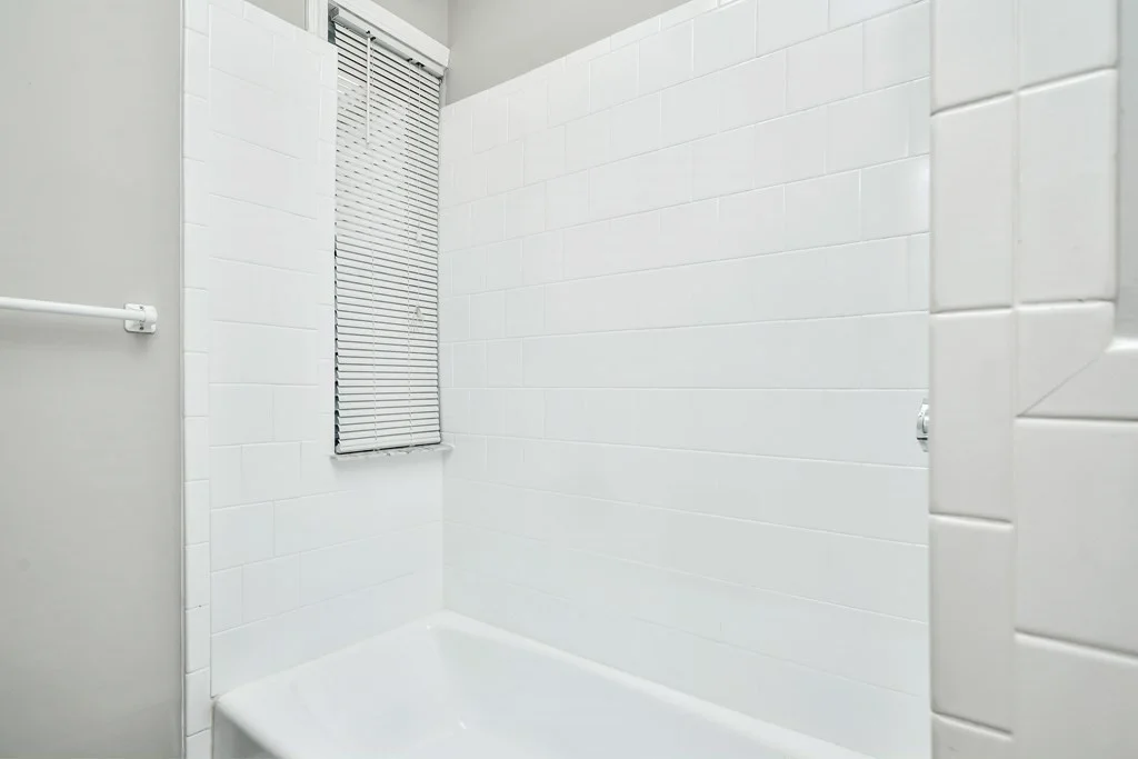 3 bed, 1 bath apartment for rent at 109 Walnut St Unit 3, Winter Hill — photo 20 of 22