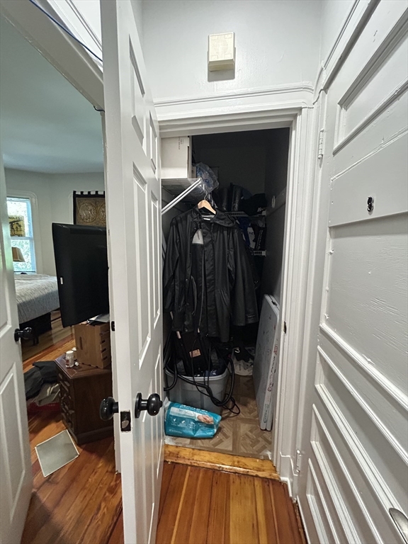 3 bed, 1 bath apartment for rent at 109 Walnut Unit 6, Winter Hill — photo 15 of 16