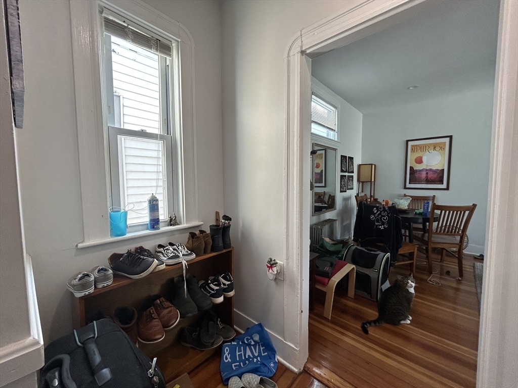 3 bed, 1 bath apartment for rent at 109 Walnut Unit 6, Winter Hill — photo 6 of 16