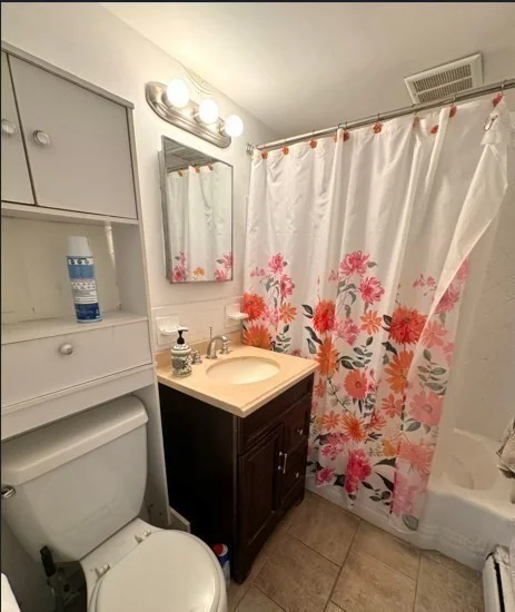 2 bed, 1 bath apartment for rent at 109 Warren St Unit 3, Watertown — photo 11 of 12
