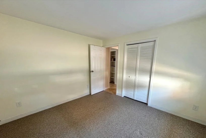 2 bed, 1 bath apartment for rent at 109 Warren St Unit 3, Watertown — photo 10 of 12