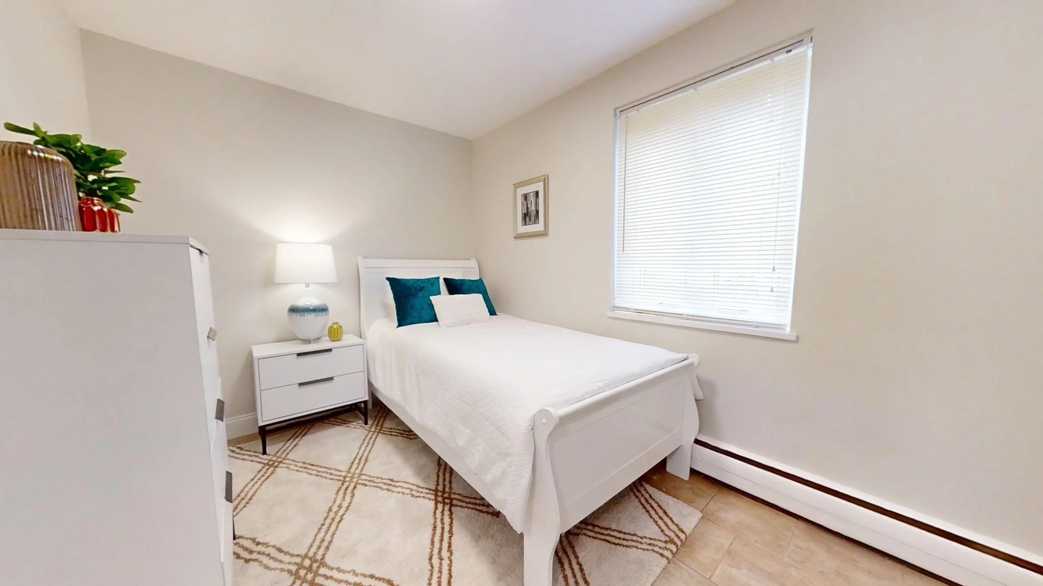 2 bed, 1 bath apartment for rent at 109 Warren St Unit 3C, Watertown — photo 7 of 8