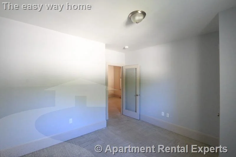 2 bed, 1 bath apartment for rent at 109 Winter St, East Cambridge — photo 4 of 36