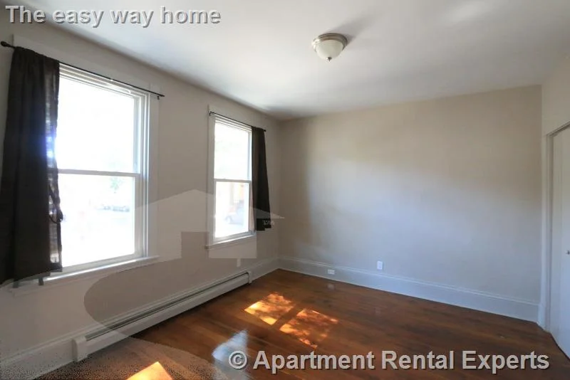 2 bed, 1 bath apartment for rent at 109 Winter St, East Cambridge — photo 10 of 36