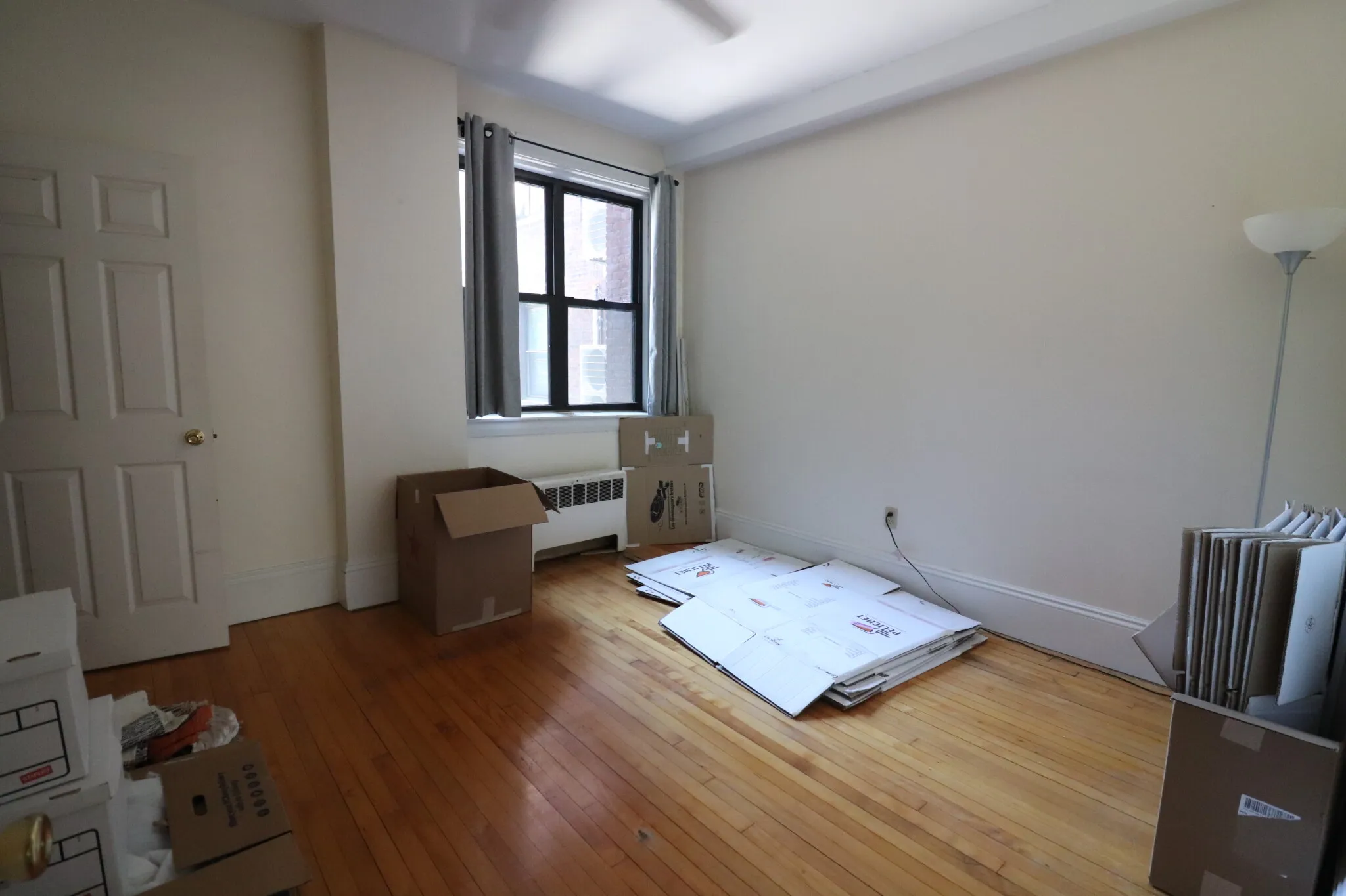 2 bed, 1 bath apartment for rent at 1090 Beacon St Unit 01D, Brookline — photo 8 of 21