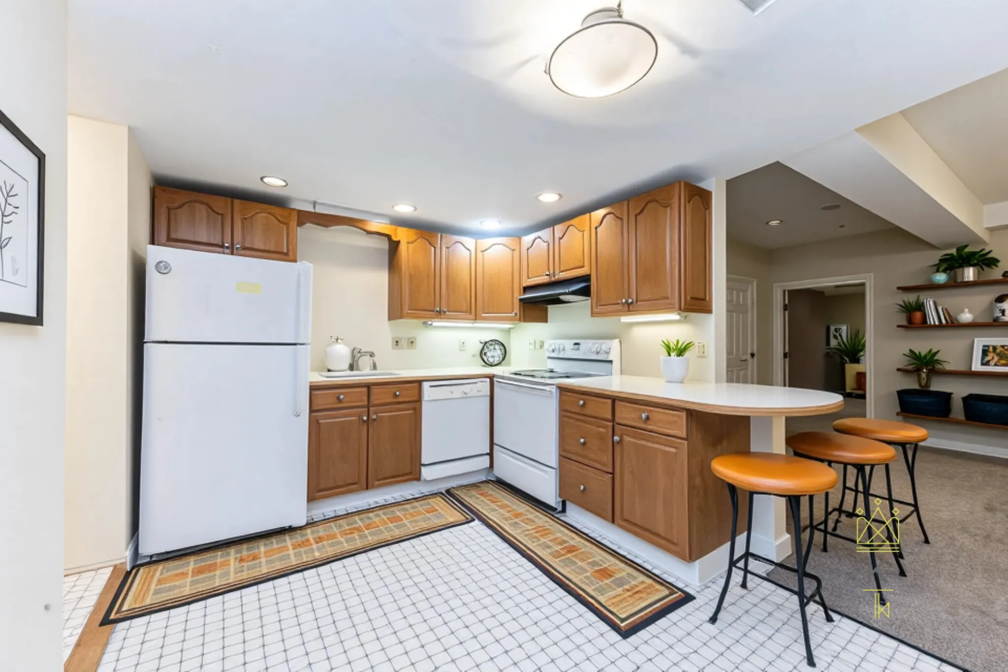 1 bed, 1 bath apartment for rent at 1090 Beacon St Unit G3, Brookline — photo 2 of 9