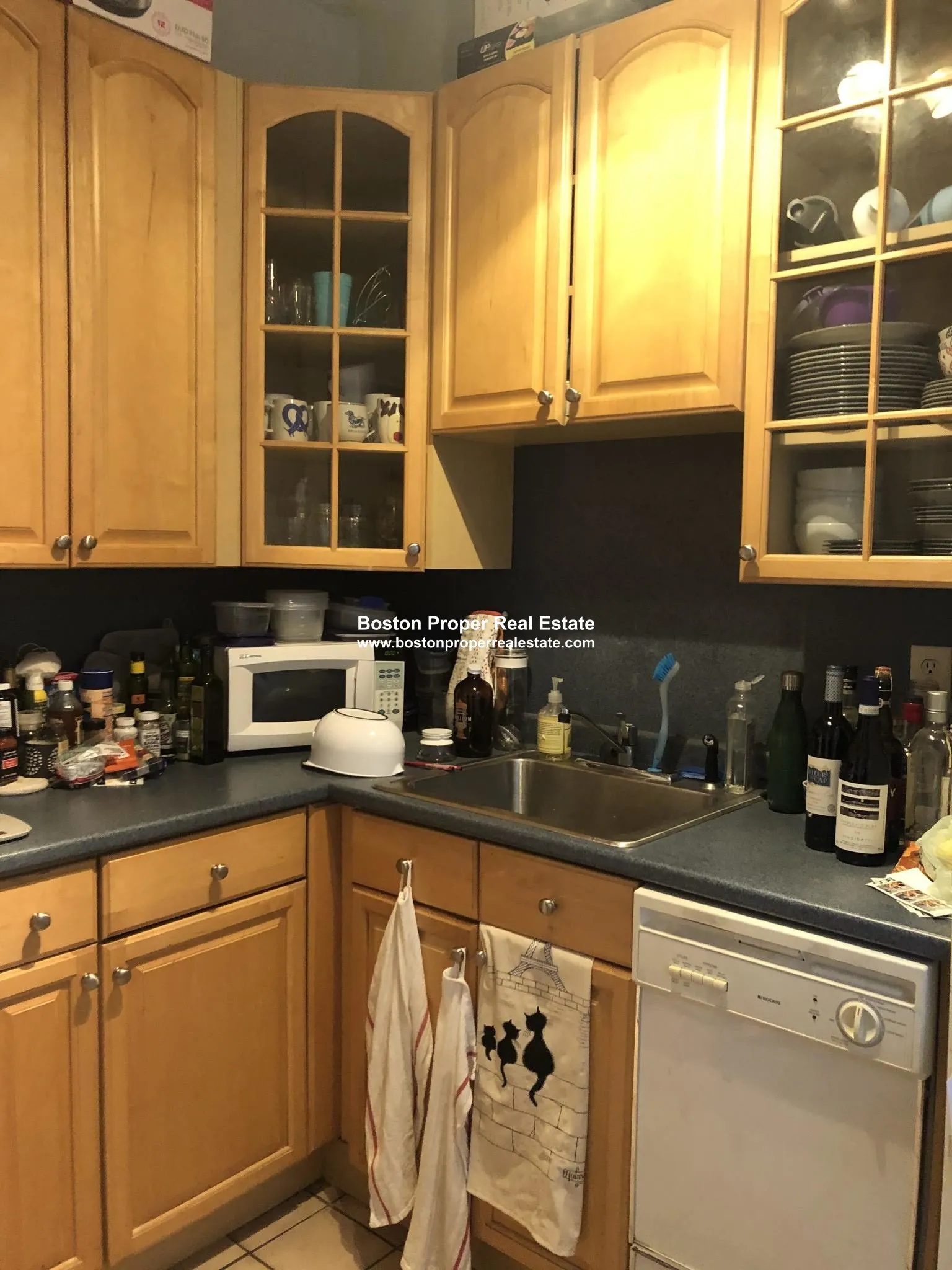 Studio bed, 1 bath apartment for rent at 1091 Boylston St Unit 28, Fenway — photo 1 of 8
