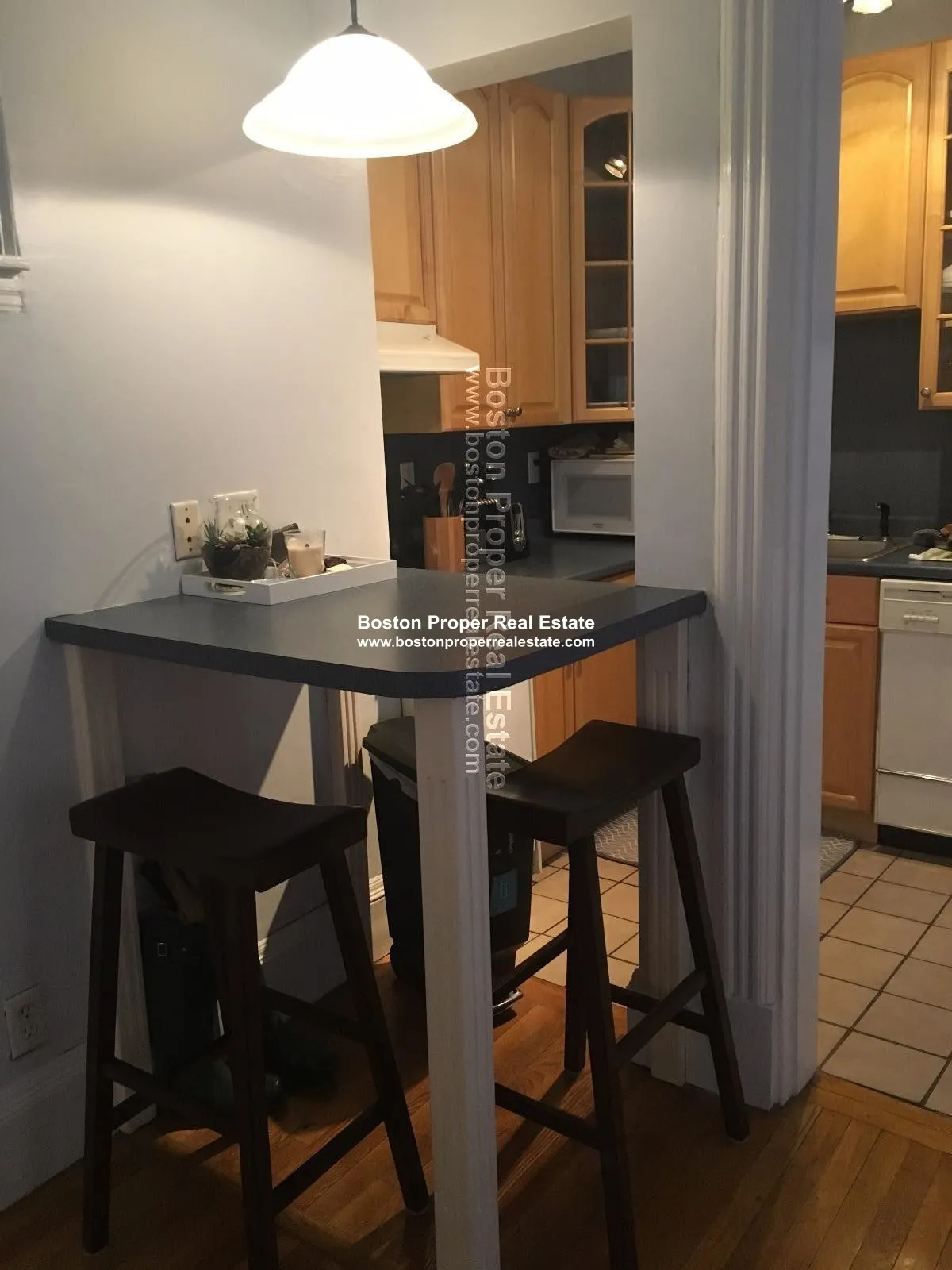 Studio bed, 1 bath apartment for rent at 1091 Boylston St Unit 28, Fenway — photo 2 of 8
