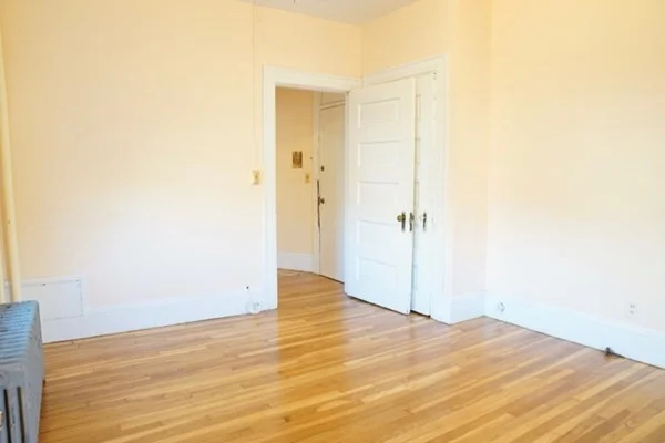 1 bed, 1 bath apartment for rent at 1091 Boylston St Unit 36, Fenway — photo 6 of 7