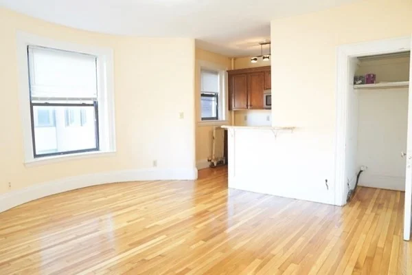 1 bed, 1 bath apartment for rent at 1091 Boylston St Unit 36, Fenway