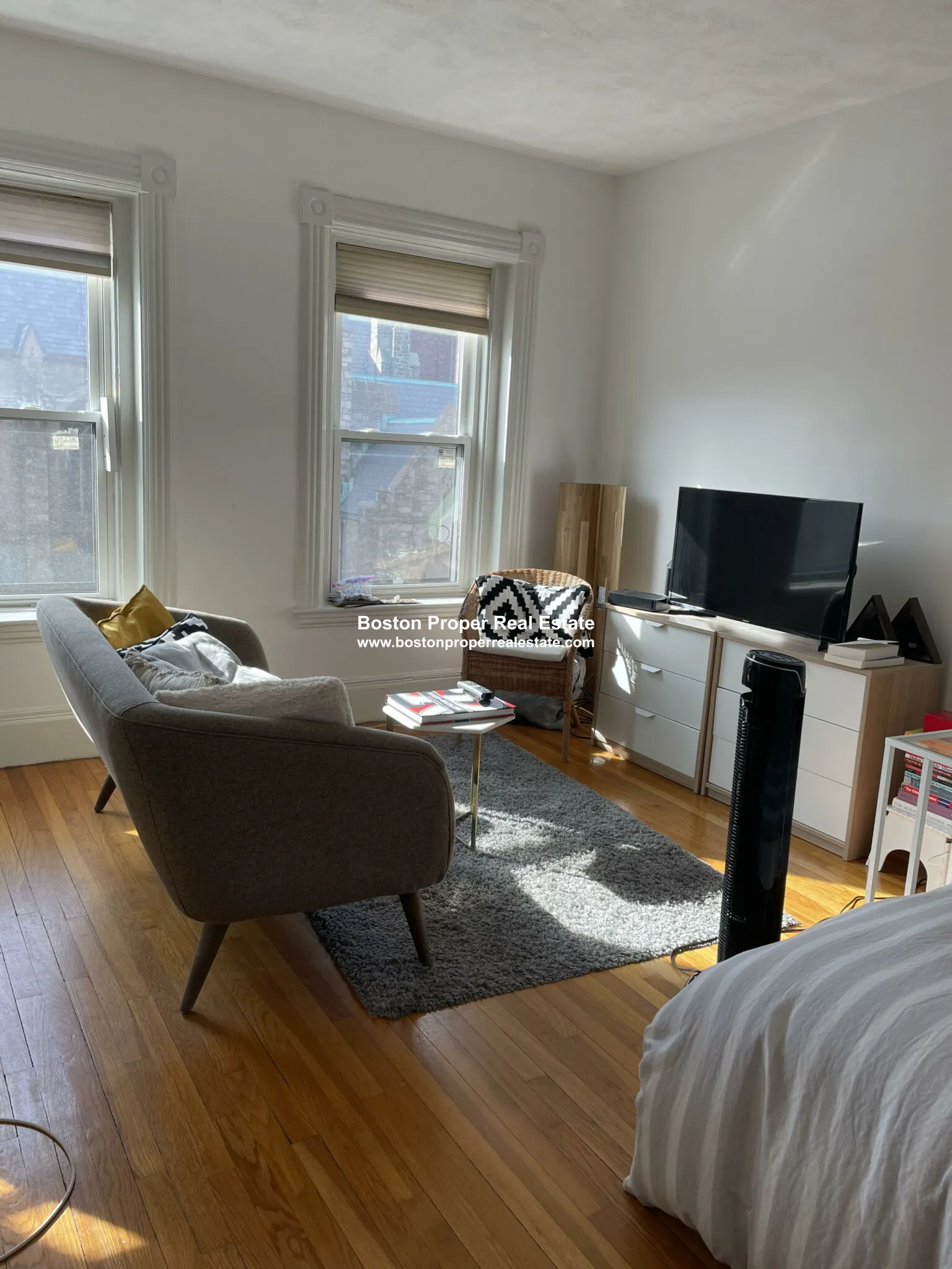 Studio bed, 1 bath apartment for rent at 1091 Boylston St Unit 43, Fenway — photo 1 of 8