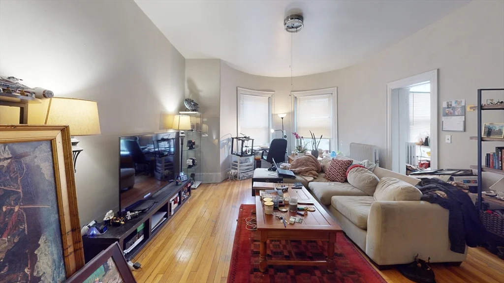 1 bed, 1 bath apartment for rent at 1091 Boylston Unit 29, Fenway — photo 2 of 6