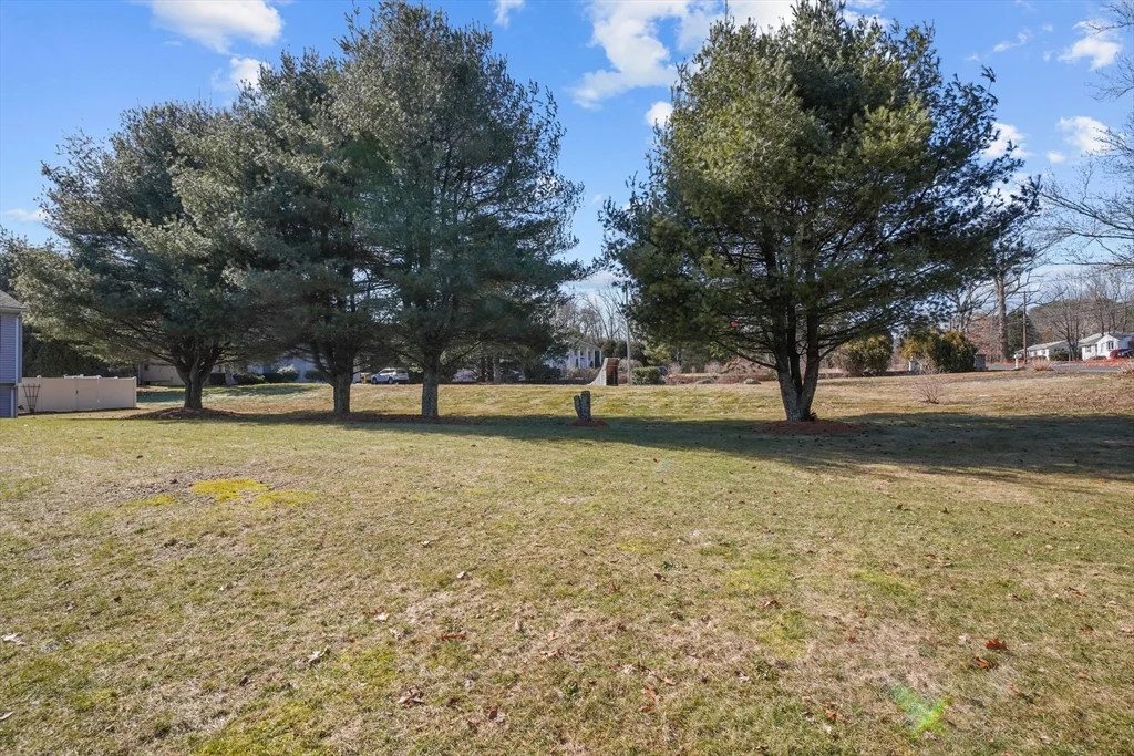 2 bed, 1 bath apartment for rent at 1091 Taunton Ave, Seekonk — photo 24 of 25