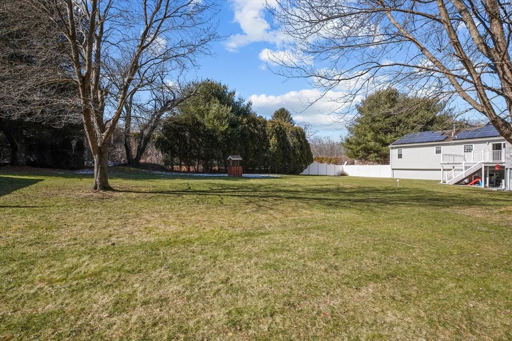 2 bed, 1 bath apartment for rent at 1091 Taunton Ave, Seekonk — photo 22 of 25