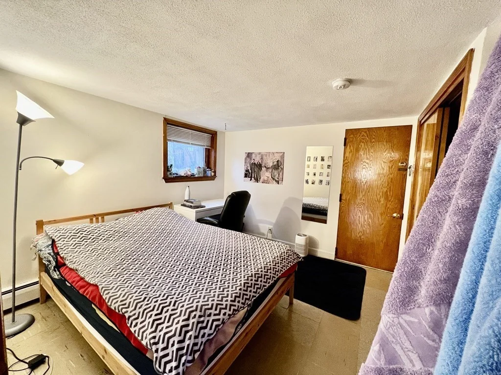 1 bed, 1 bath apartment for rent at 1092 Broadway Unit 1, Teele Square — photo 4 of 6