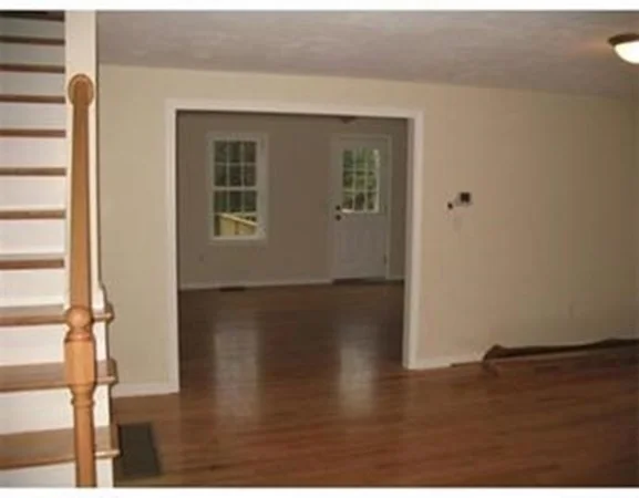 2 bed, 1 bath apartment for rent at 1093 High St Unit 1093, Bridgewater — photo 4 of 9
