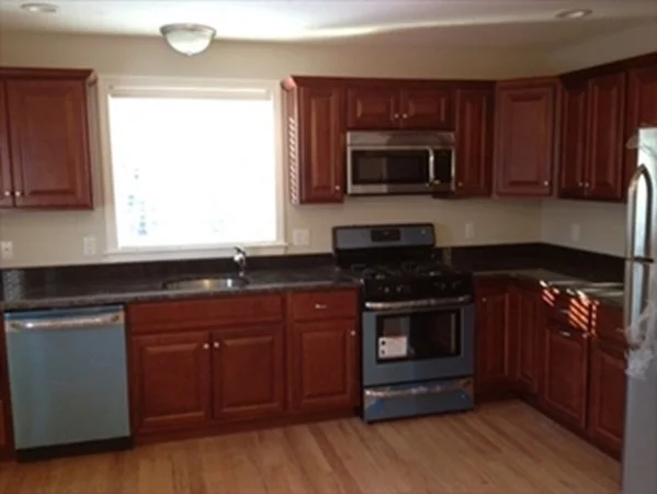 2 bed, 1 bath apartment for rent at 1093 High St Unit 1093, Bridgewater — photo 2 of 9