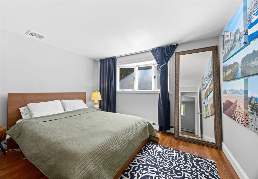 3 bed, 1 bath apartment for rent at 1093 Main St, Norwell — photo 17 of 28
