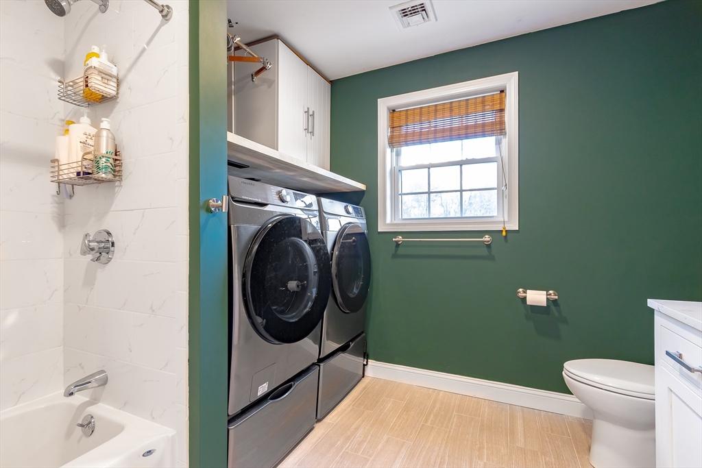 2 bed, 1 bath apartment for rent at 1093 Main St Unit 4, Weymouth — photo 13 of 36