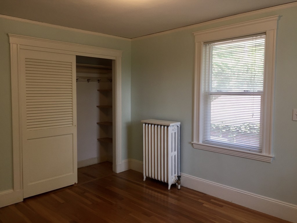 4 bed, 3 bath apartment for rent at 1094 Centre St, Newton — photo 19 of 36